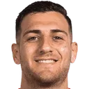 Headshot de Diogo Dalot