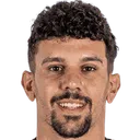 Headshot de Tomás Araújo